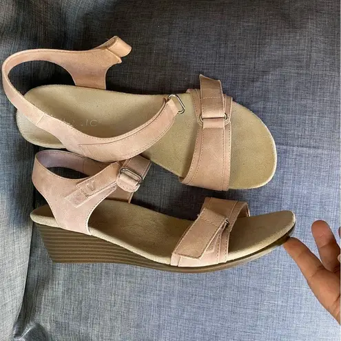 Vionic Adelaide Pink suede Wedge Sandals SZ:9