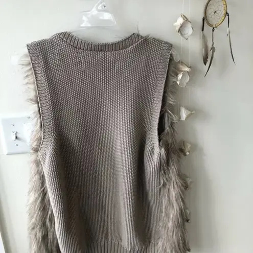 Sebby  Collection Tan Faux Fur Sweater Vest sz L