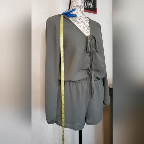 Forever 21 NWT  Olive Green Long Sleeve Romper Size:S