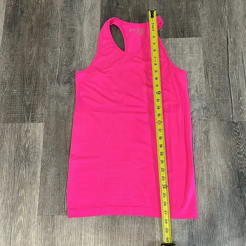 Zyia  hot pink workout top nylon blend activewear details throughout spring - M