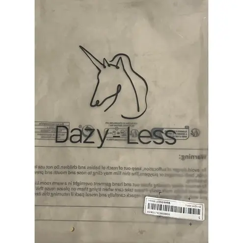 Dazy T Shirt Womens L Brown Cropped Short Sleeve Tee Pullover Top Heart Logo NWT Size L