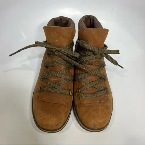 Merrell Eventyr Bluff lace up boots waterproof leather women’s size 7 hiking