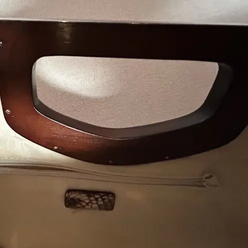 Nicole Miller  Straw Wood Handle Snap Closure Clutch