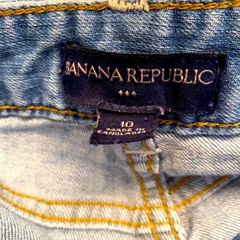 Banana Republic  || Light boot cut blue jeans