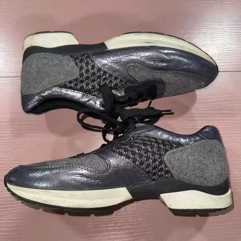 Tod's IT 38.5 Grey Leather Paneled Mesh Sneaker