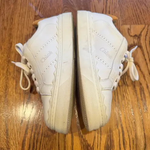 Chloé White and Tan Lauren Laced Low Top Sneakers