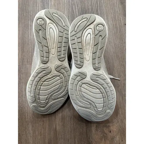 Lululemon  Chargefeel Workout Low Womens‎ 8.5 Gray Walking Running Shoes Gym thumbnail 6