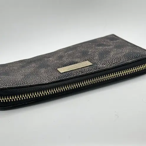 Adrienne Vittadini Womens Black Long Zip Around Wallet CC Slot Cheetah Pebbles