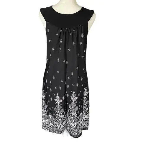 Body Central women’s black and white shift dress size small