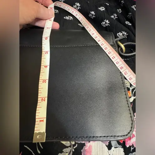 Aimee Kestenberg black leather purse with leopard print trim and stud details - Image 13