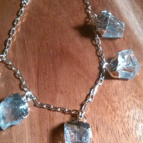 Green Quartz Goldtone Bracelet (7 to 8 Inch)