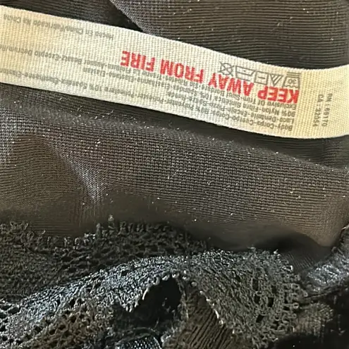 Free People  Intimately Viper Velvet Slip Dress Lace Trim Size Medium