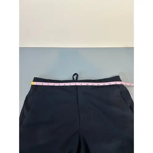 Abercrombie & Fitch  shorts mens size M navy blue stretch tech material