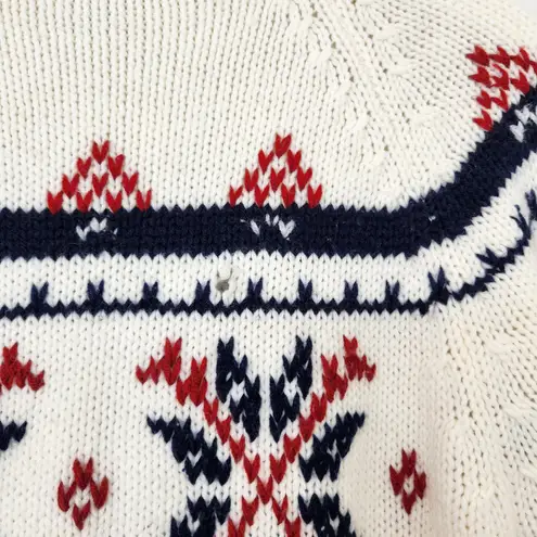 Vintage 80s Red Navy Snowflake Knit Sweater White Acrylic Pullover Grandpacore M
