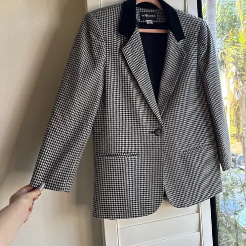 Sag Harbor Vintage Houndstooth Blazer with Velvet Collar size 8P