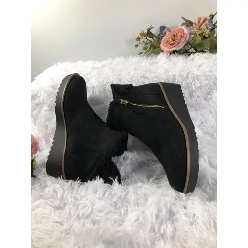 Bandolino Rhena2 Black Suede Wedge Bootie 8.5 Faux Fur Collar Zipper Closure