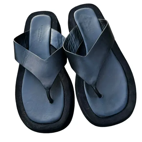 Tony Bianco  Ives chunky flip flop sandals in black leather 8