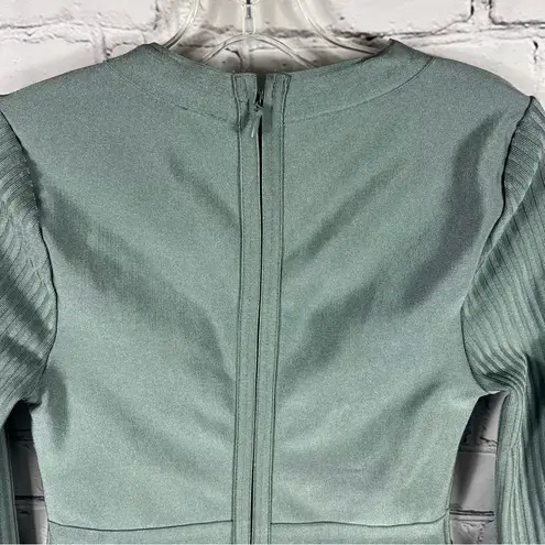 Wow Couture Green Dress Square Neck Long Sleeve Button accents Size L (B11)