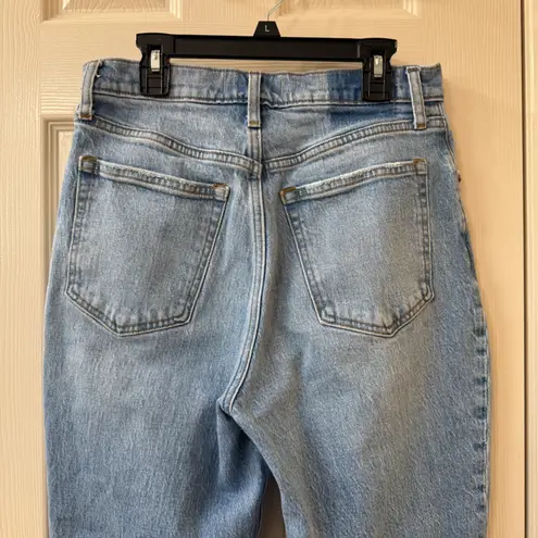 Abercrombie & Fitch  The Kick Flare Ultra High Rise Jeans Light Wash Size 28