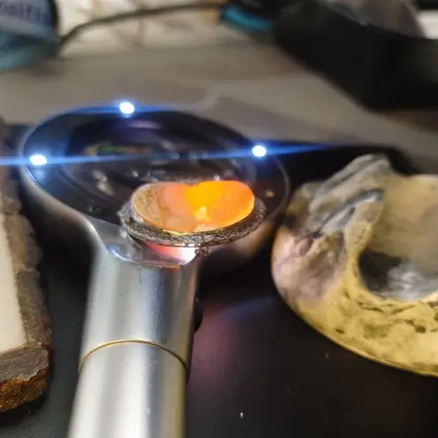 Left Facing Cameo Floral Brooch Pin Antique Carved Shell Silver Tone Filigree White