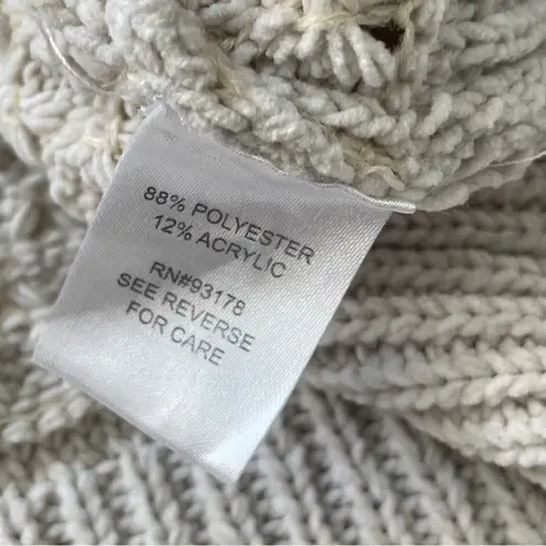 Industry Republic Clothing Cropped Sweatshirt womens Cream (small) scallop comfy