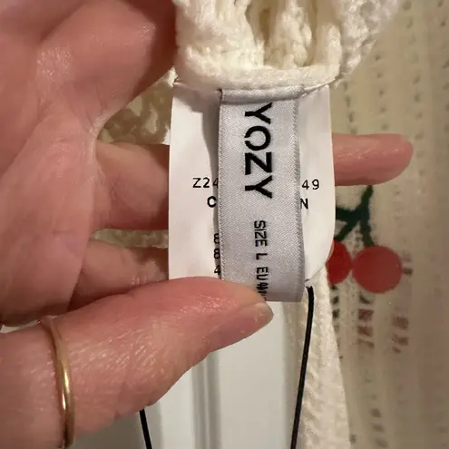 NWT Yozy Cherry Embroidered White Sweater Size L