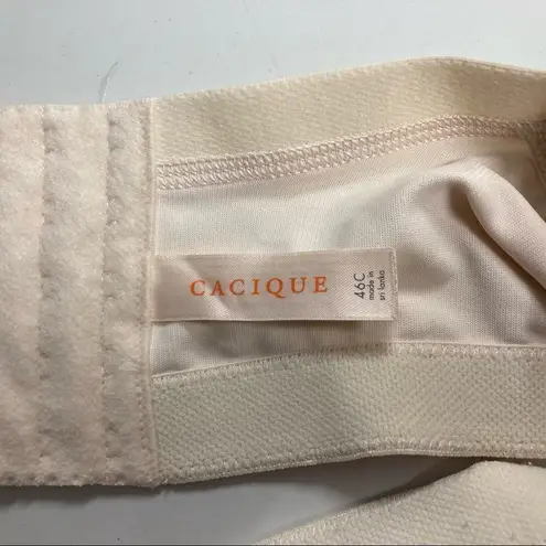 Cacique , Women’s light beige bra, Size 46C, NO UNDERWIRE, adjustable straps