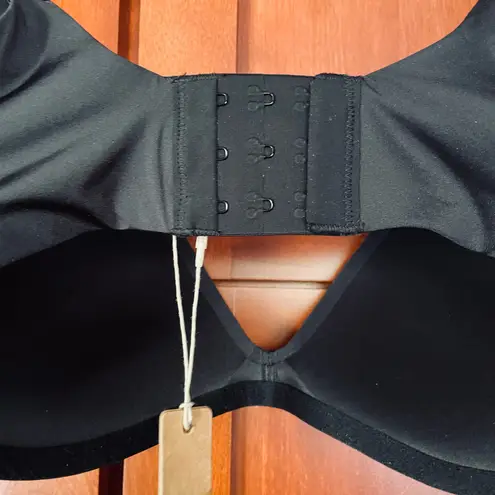 SKIMS Bra Wireless Form Super Push Up Onyx Black Size 36DD (36E) NEW