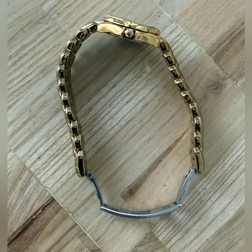 Seiko Sport 100 Vintage Ladies Watch Silver Dial Gold Bracelet 10 BAR Date