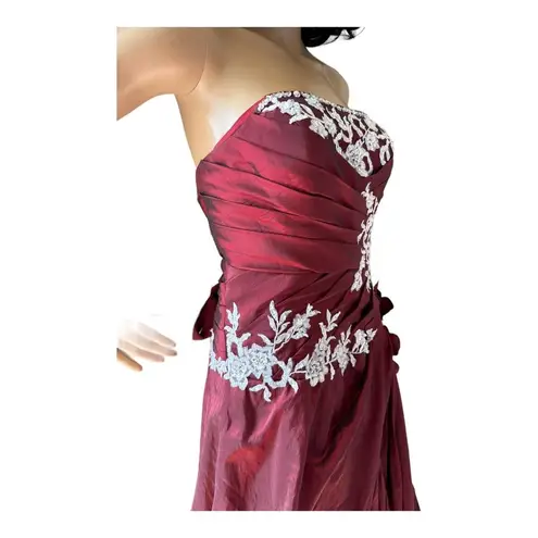 Burgandy Ball Gown Sweetheart Beading Long Taffeta Quinceanera Dress size Medium