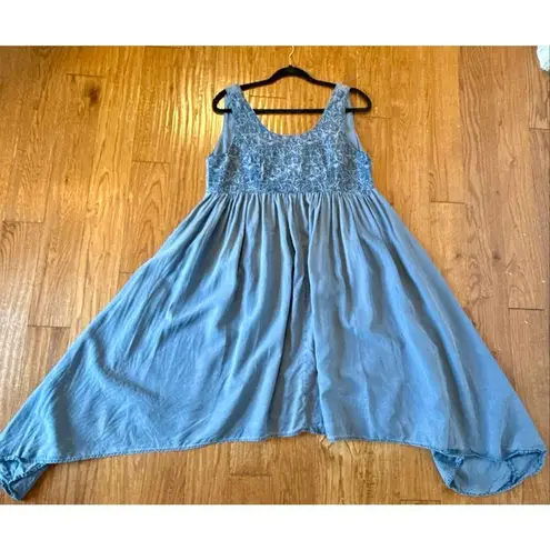 Sundance blue babydoll embroidered bust scoop neck dress M