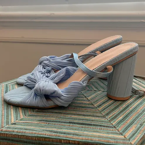 Bow Knot Chunky Heel Sandals in Light Blue Size 9