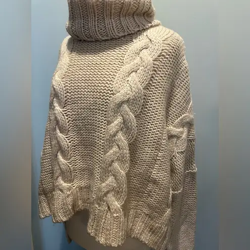 Love Stitch chunky Cable Knit Wool Blend Cowl Neck Cropped oversized sweater M Size M