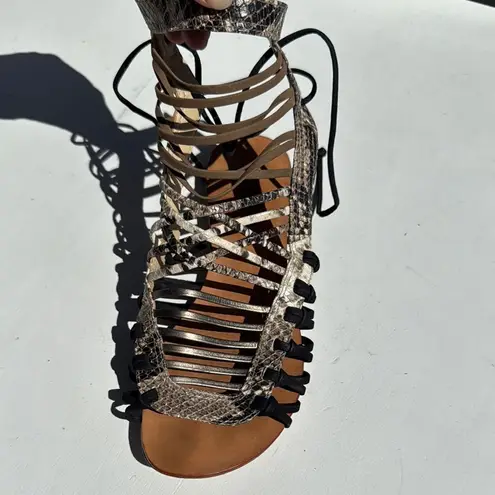 Stylish Black and Tan Snake Print Women's Sandals Size 7