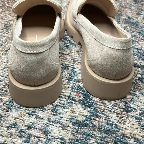 Dolce Vita suede loafers 7.5 Tan