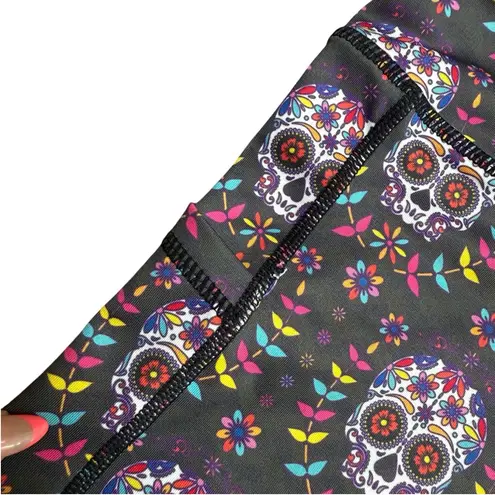 Epic MMA Size L Pocket Biker Shorts Multicolor Sugar Skull Print Cross Fit NWT Black Size L
