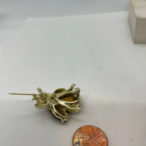 Vintage 60s Rhinestone Flying Insect Bug Brooch Pin Green Gold White Pearl