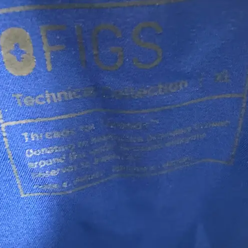 FIGS  ,Women’s XL Nurse Scrub Top – Blue, Comfortable & Professional