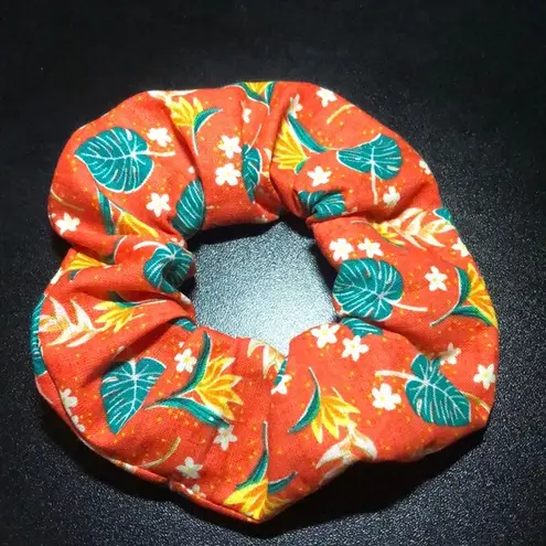 Handmade SCRUNCHIES 3/$8 or 5/$11!