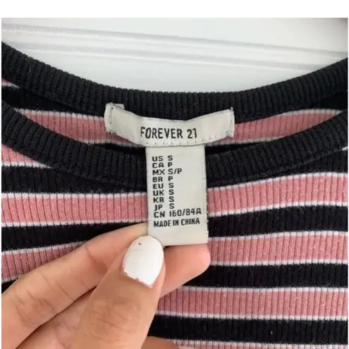 Forever 21  Red Fitted Short Sleeve T-Shirt