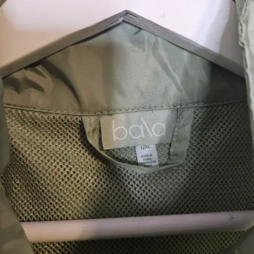 FabFitFun x Bala Running Jacket Break Away Womens L/XL $80 Light Green NEW Size L