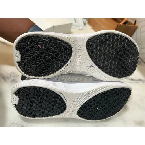 Vionic Arrival Slip Resistant Sneakers Women’s Size 6 White Black Work Shoes