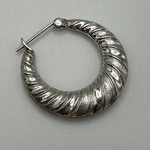 Sterling Silver Puffy Twist Scalloped Shrimp Hoops Textured 7/8 Inch