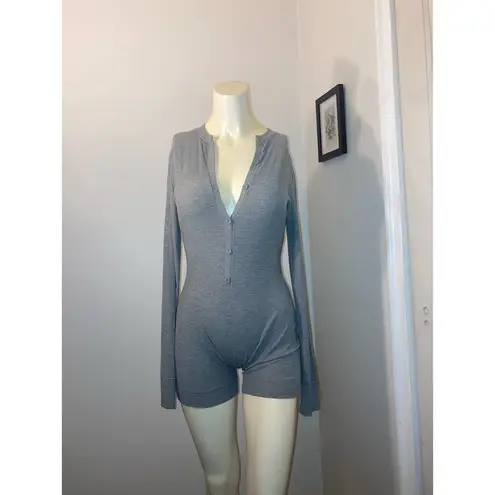 SKIMS 2X Soft Lounge Button Up Henley Onesie Romper in Heather Gray NWT