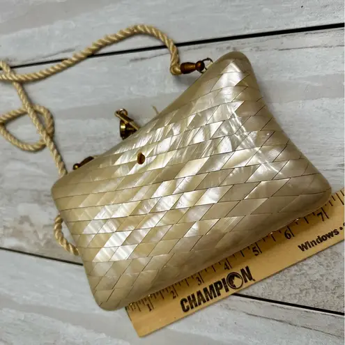Mother of Pearl Vintage Plastic Diamond Pattern Evening Clutch Crossbody Girly