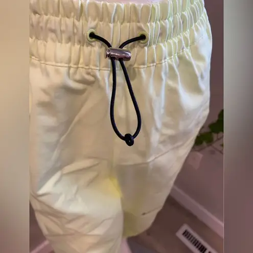 Nike  Neon Yellow Joggers Pants Women’s Size XS Lightweight Athletic Pants