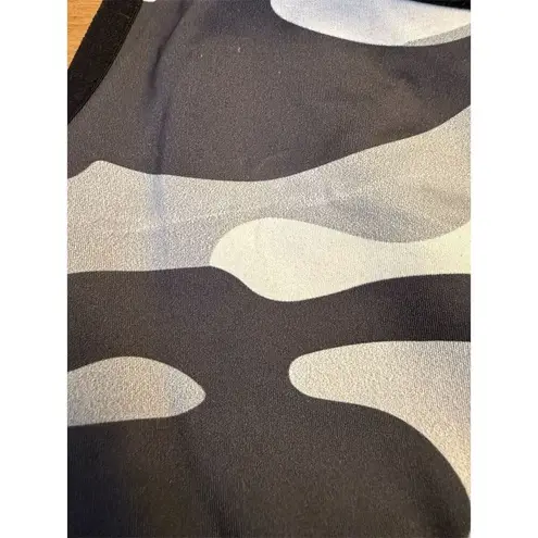 NWT COR by Ultracor Women's Camo Scoop Neck Sports Bra Black Size S