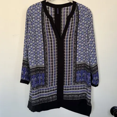 NYDJ Blue Black White Boho Mixed Print V-Neck Blouse Top Size Small