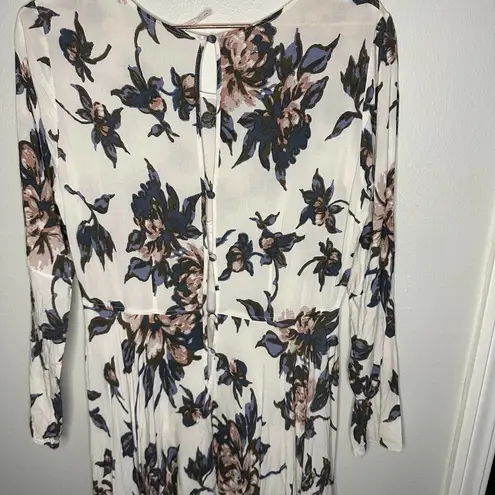Free People  First Kiss Maxi Dress Medium Sleeve Flowy Floral Scoop Neck White