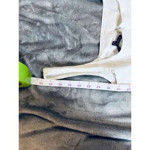 Fore Size Small Elegant Contemporary White Sleeveless Dress Midi Square Neck